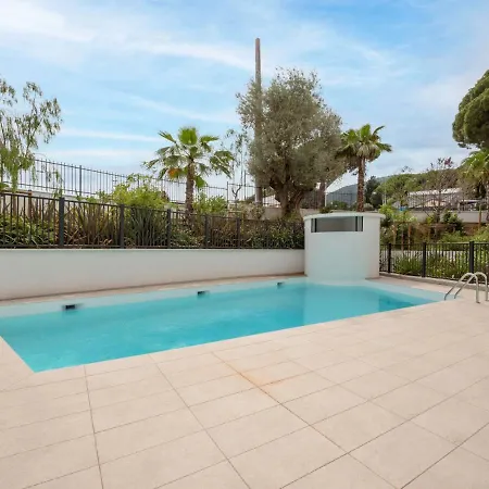 Eden Riviera *